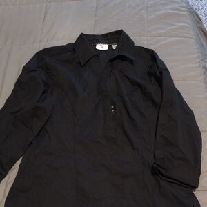 Women's Fitted Black Shirt